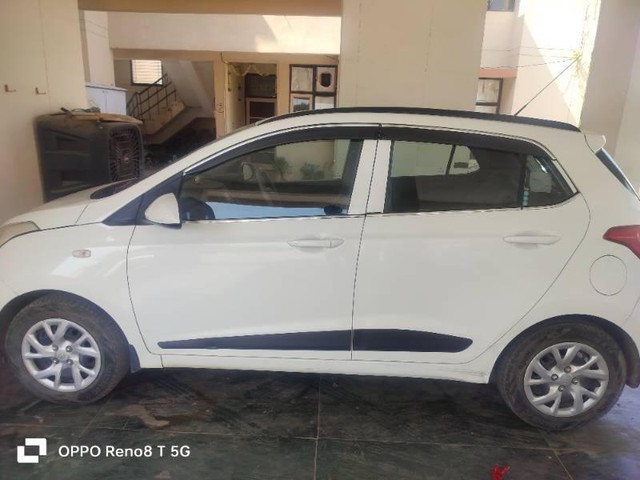 Second-hand 2019 Hyundai Grand i10 Magna CNG for sale in Zirakpur-6