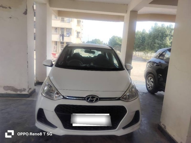 Second-hand 2019 Hyundai Grand i10 Magna CNG for sale in Zirakpur-11