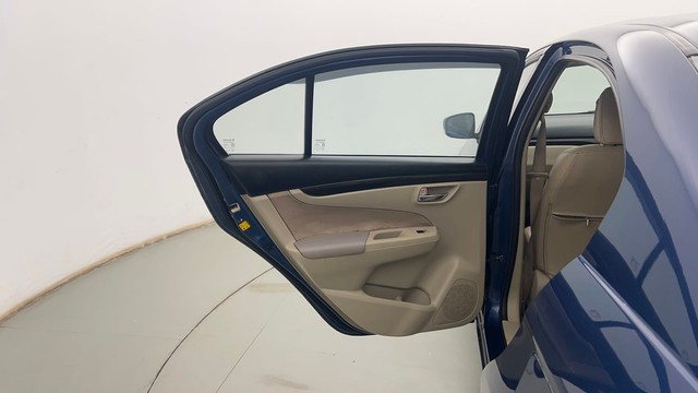 Second-hand 2017 Maruti Ciaz Delta Diesel for sale in Kolkata-24