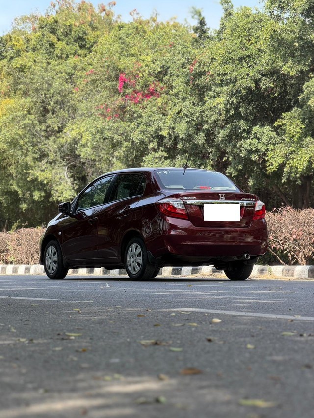 Honda Amaze S i-VTEC Second-hand 2017 Honda Amaze S i-VTEC for sale in New Delhi-1
