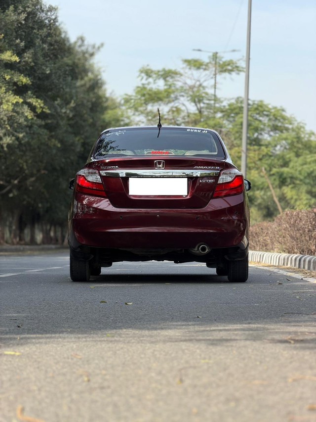 Honda Amaze S i-VTEC Second-hand 2017 Honda Amaze S i-VTEC for sale in New Delhi-10