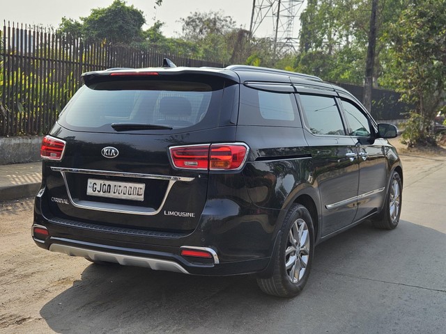Second-hand 2020 Kia Carnival Limousine for sale in Mumbai-9
