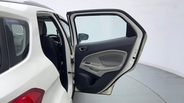 Second-hand 2016 Ford Ecosport 1.5 Ti VCT MT Titanium for sale in New Delhi-31