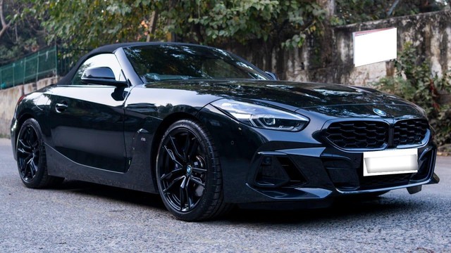 Second-hand 2025 BMW Z4 M40i for sale in New Delhi-13