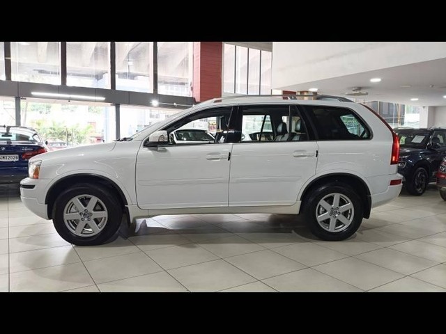 Second-hand 2013 Volvo XC90 D5 AWD for sale in Bangalore-7