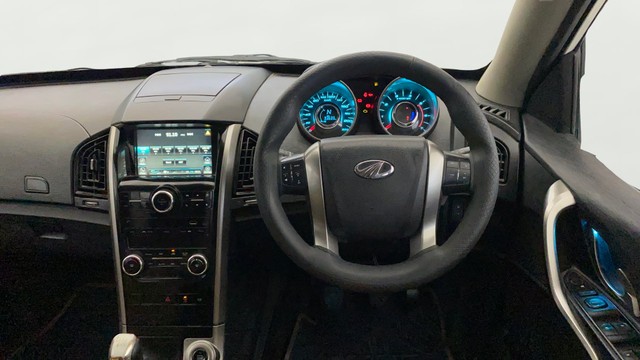 Second-hand 2021 Mahindra XUV500 W7 for sale in Gurgaon-1