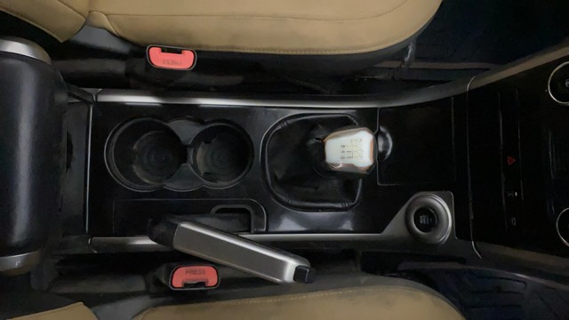 Second-hand 2021 Mahindra XUV500 W7 for sale in Gurgaon-23