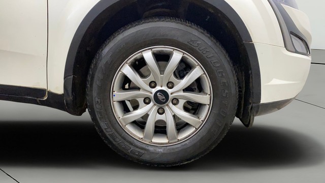 Second-hand 2021 Mahindra XUV500 W7 for sale in Gurgaon-27