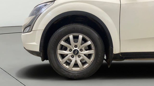 Second-hand 2021 Mahindra XUV500 W7 for sale in Gurgaon-30