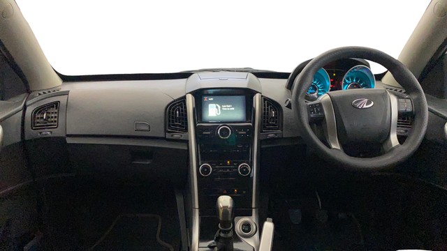 Second-hand 2021 Mahindra XUV500 W7 for sale in Gurgaon-22