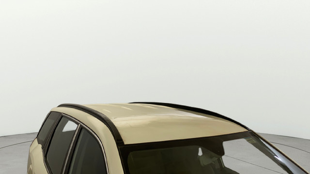 Second-hand 2021 Mahindra XUV500 W7 for sale in Gurgaon-32