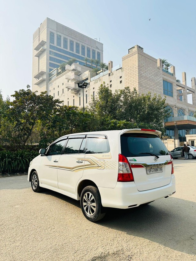 Second-hand 2015 Toyota Innova 2.5 G (Diesel) 7 Seater BS IV for sale in New Delhi-8