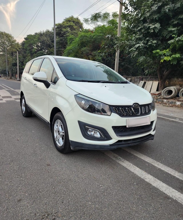 Mahindra Marazzo M6 Second-hand 2018 Mahindra Marazzo M6 for sale in New Delhi-0