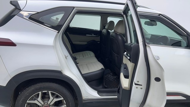 Second-hand 2020 Kia Seltos GTX Plus DCT for sale in Ghaziabad-32