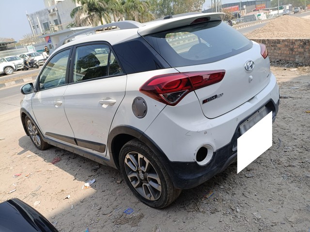 Second-hand 2017 Hyundai i20 Asta 1.4 CRDi for sale in Kota-3