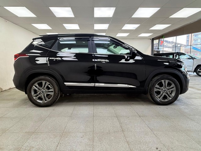 Second-hand 2023 Kia Seltos HTX IVT for sale in Pune-1