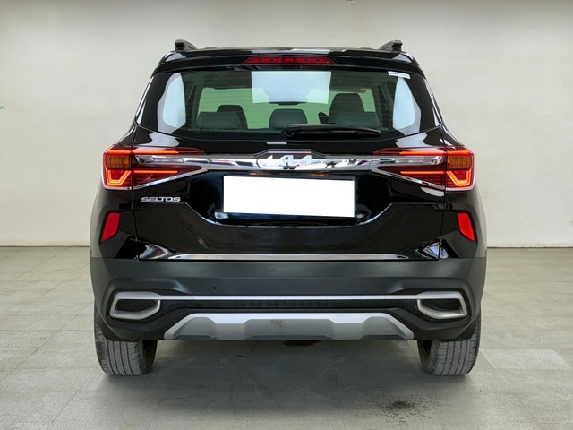 Second-hand 2023 Kia Seltos HTX IVT for sale in Pune-2