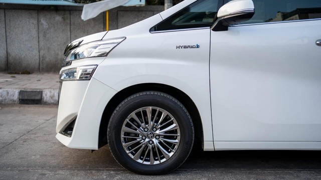 Toyota Vellfire Executive Lounge BSVI Second-hand 2022 Toyota Vellfire Executive Lounge BSVI for sale in New Delhi-4