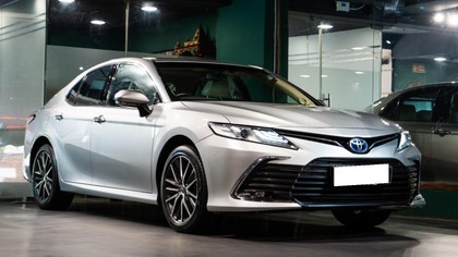 Second-hand 2024 Toyota Camry 2.5 Hybrid for sale in New Delhi