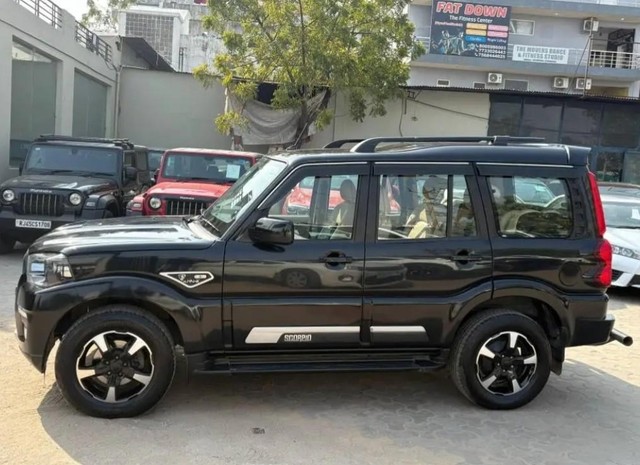 Second-hand 2023 Mahindra Scorpio S 11 BSVI for sale in Jaipur-13