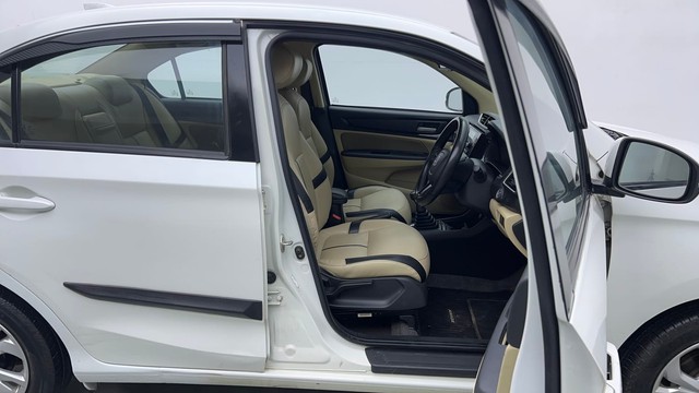 Second-hand 2020 Honda Amaze V for sale in Noida-15