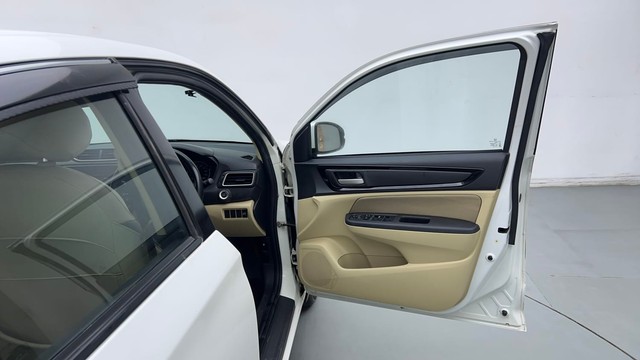 Second-hand 2020 Honda Amaze V for sale in Noida-16