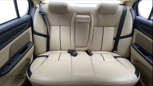 Second-hand 2020 Honda Amaze V for sale in Noida-27