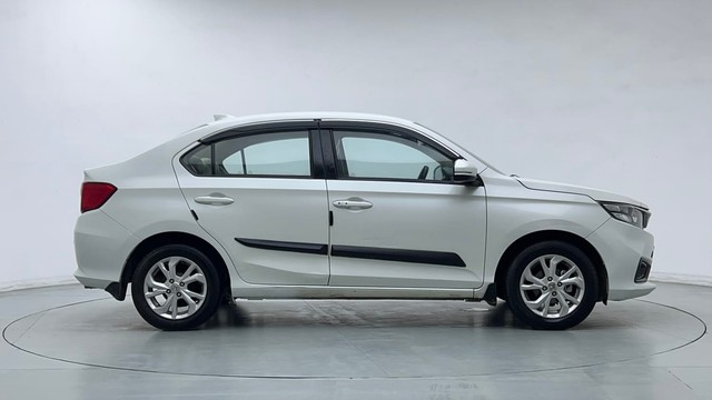 Second-hand 2020 Honda Amaze V for sale in Noida-2