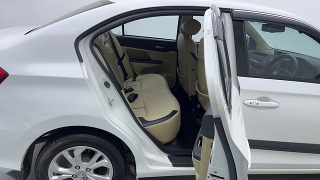 Second-hand 2020 Honda Amaze V for sale in Noida-25