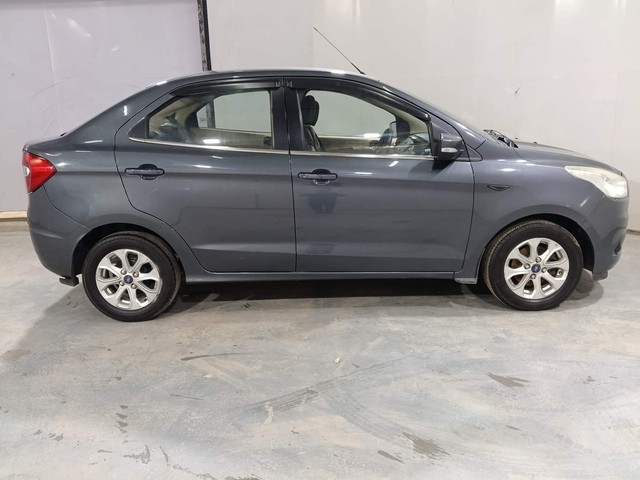 Second-hand 2017 Ford Aspire 1.5 TDCi Titanium for sale in Kochi-2