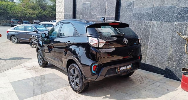 Second-hand 2023 Tata Nexon XZ Plus LUX for sale in New Delhi-7