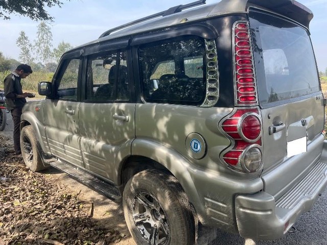 Second-hand 2008 Mahindra Scorpio 2.6 Turbo 7 Str for sale in Hardoi-3