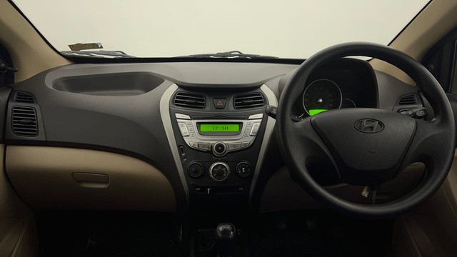 Second-hand 2018 Hyundai EON Magna for sale in Chandigarh-11