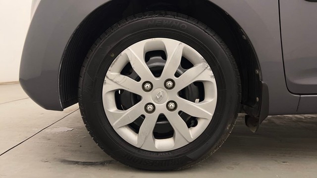 Second-hand 2018 Hyundai EON Magna for sale in Chandigarh-20