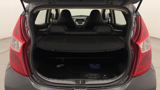 Second-hand 2018 Hyundai EON Magna for sale in Chandigarh-9