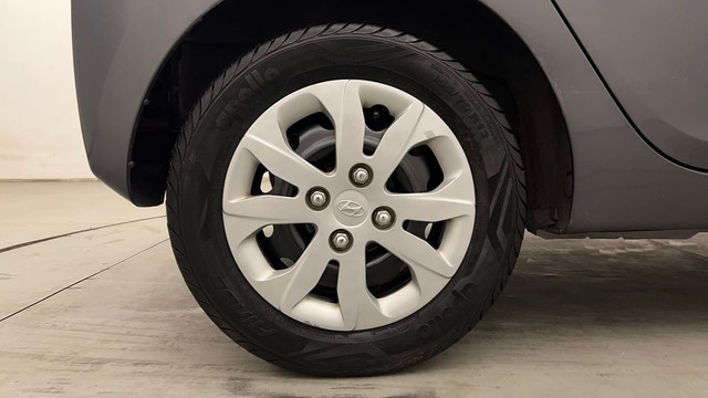 Second-hand 2018 Hyundai EON Magna for sale in Chandigarh-18