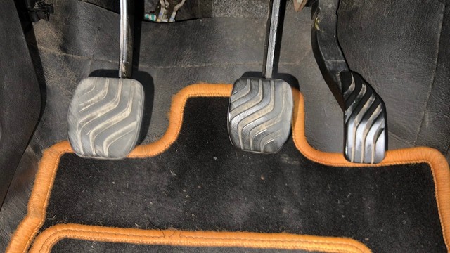 Second-hand 2019 Renault KWID 1.0 RXT Opt for sale in Chandigarh-14