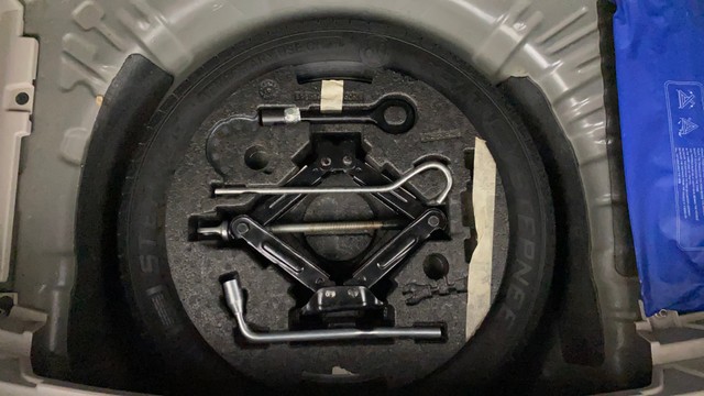 Mahindra XUV300 W8 Second-hand 2023 Mahindra XUV300 W8 for sale in Lucknow-31