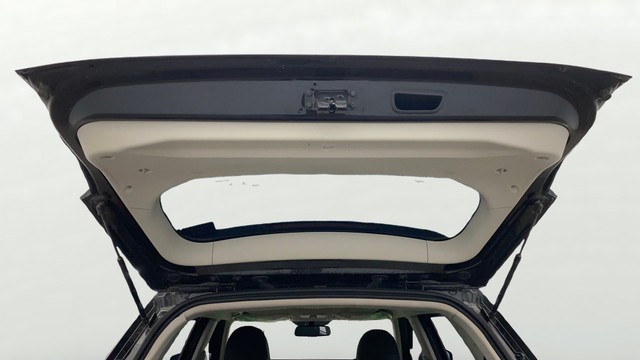 Mahindra XUV300 W8 Second-hand 2023 Mahindra XUV300 W8 for sale in Lucknow-0