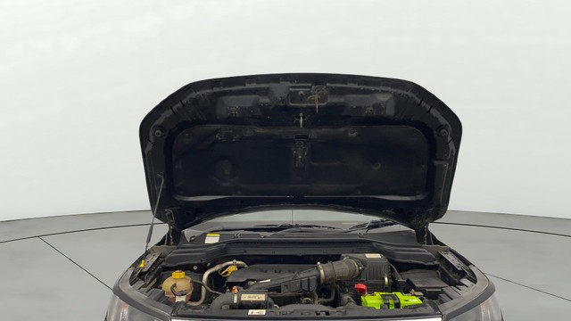 Mahindra XUV300 W8 Second-hand 2023 Mahindra XUV300 W8 for sale in Lucknow-20