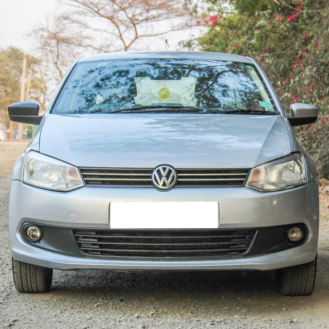 Volkswagen Vento Petrol Comfortline Second-hand 2012 Volkswagen Vento Petrol Comfortline for sale in Ahmedabad-10