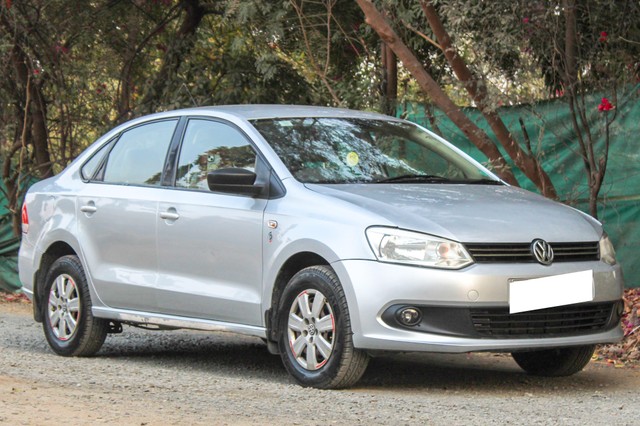 Volkswagen Vento Petrol Comfortline Second-hand 2012 Volkswagen Vento Petrol Comfortline for sale in Ahmedabad-0