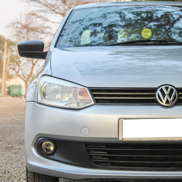 Volkswagen Vento Petrol Comfortline Second-hand 2012 Volkswagen Vento Petrol Comfortline for sale in Ahmedabad-6