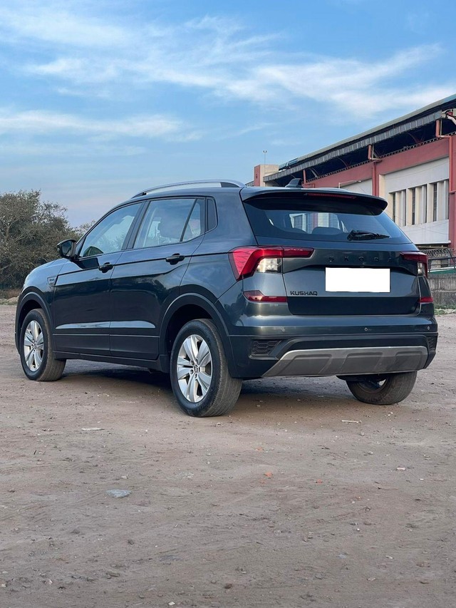 Second-hand 2021 Skoda Kushaq 1.0 TSI Ambition AT BSVI for sale in New Delhi-3