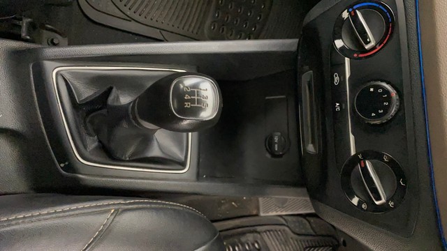 Second-hand 2019 Hyundai i20 1.2 Era for sale in Navi Mumbai-13