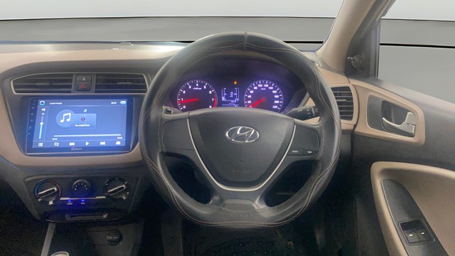 Second-hand 2019 Hyundai i20 1.2 Era for sale in Navi Mumbai-12