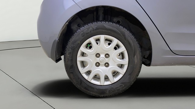 Second-hand 2019 Hyundai i20 1.2 Era for sale in Navi Mumbai-24