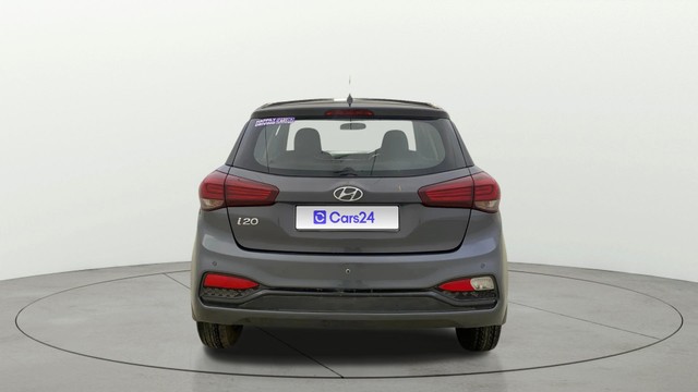 Second-hand 2019 Hyundai i20 1.2 Era for sale in Navi Mumbai-3
