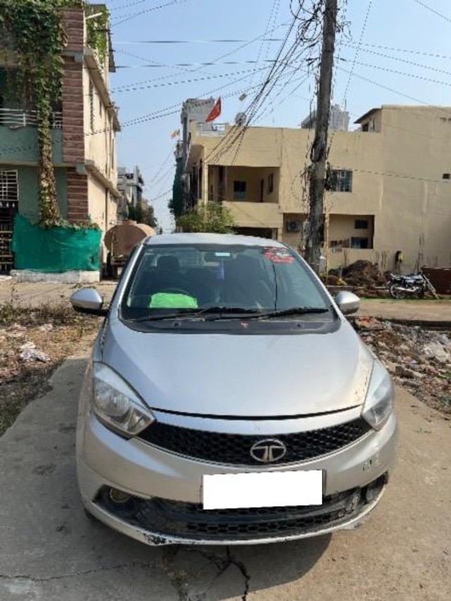 Tata Tigor 1.2 Revotron XT Second-hand 2018 Tata Tigor 1.2 Revotron XT for sale in Hoshangabad-0