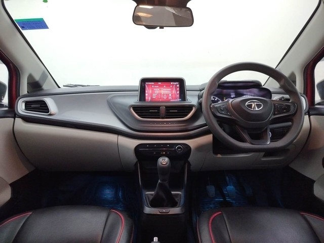 Second-hand 2021 Tata Altroz XT for sale in Coimbatore-11